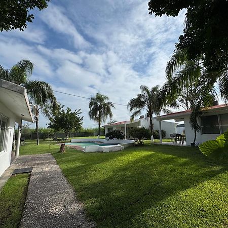 Villa Residencial Aereo Albatros Tequesquitengo Luaran gambar