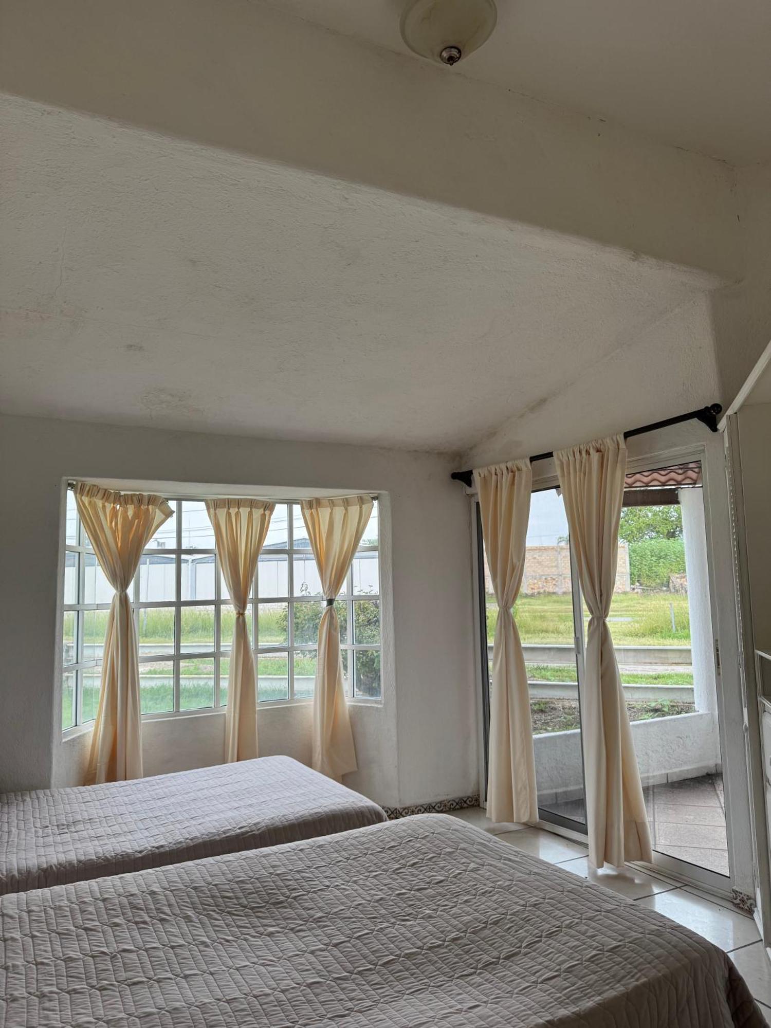 Villa Residencial Aereo Albatros Tequesquitengo Luaran gambar